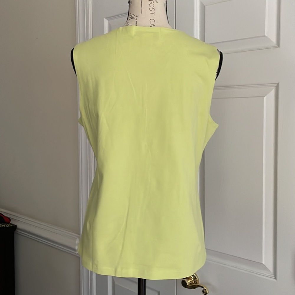 Casual Living Top - Picture 5 of 9